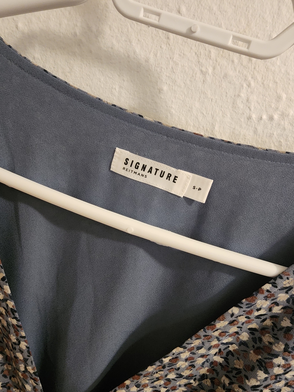 Reitmans Blue Floral Print Mini Dress - Small - Picture 3 of 5
